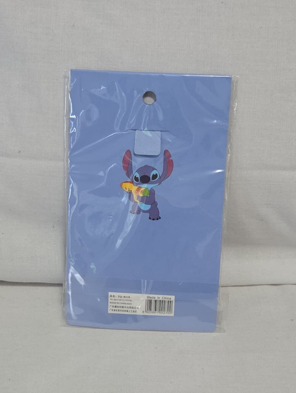 Lilo & Stitch mini notebook keychain - Picture 2 of 5